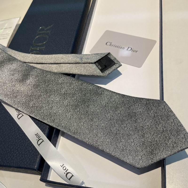 Dior Tie hm (1)