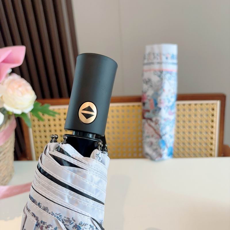 Dior Umbrella (640)