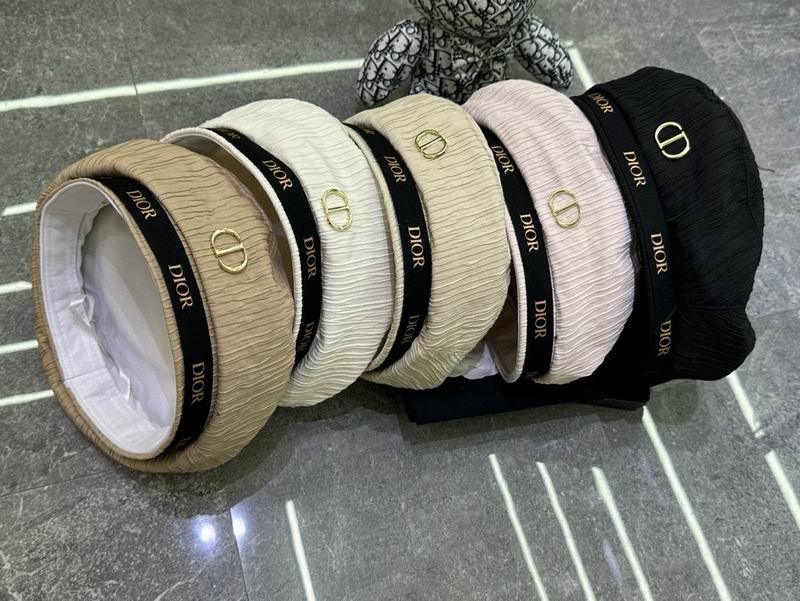 Dior beret dx (36)