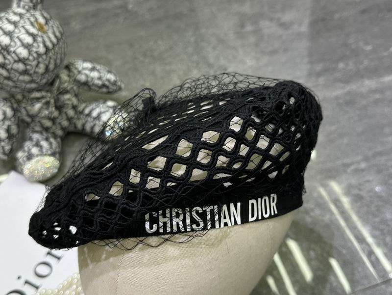 Dior beret dx (40)