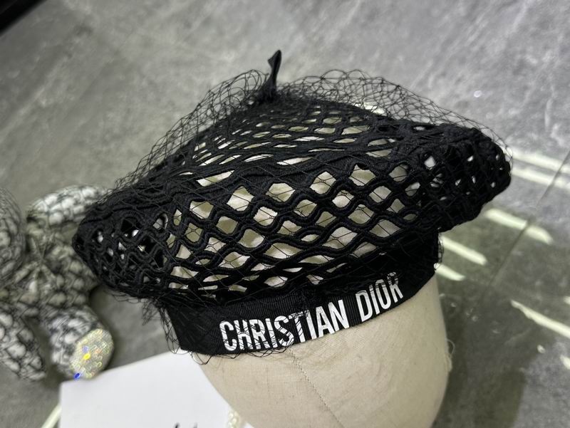 Dior beret dx (42)