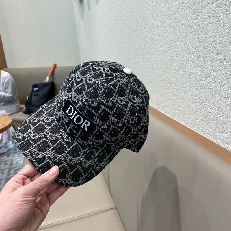 Dior cap 110 (1)