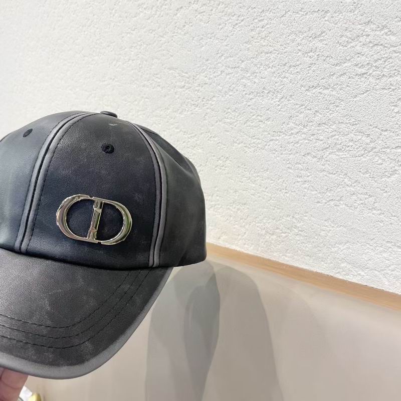 Dior cap 60 (4)