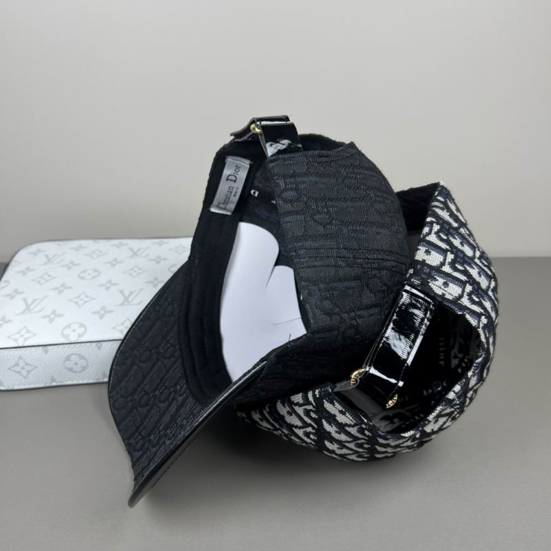 Dior cap dx (1)