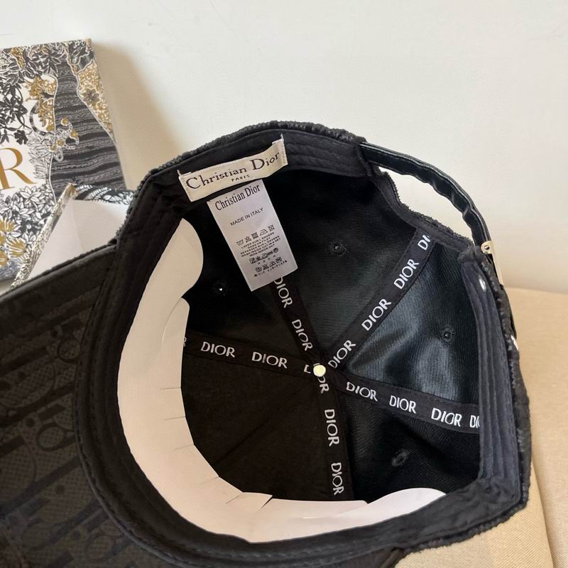 Dior cap dx (50)