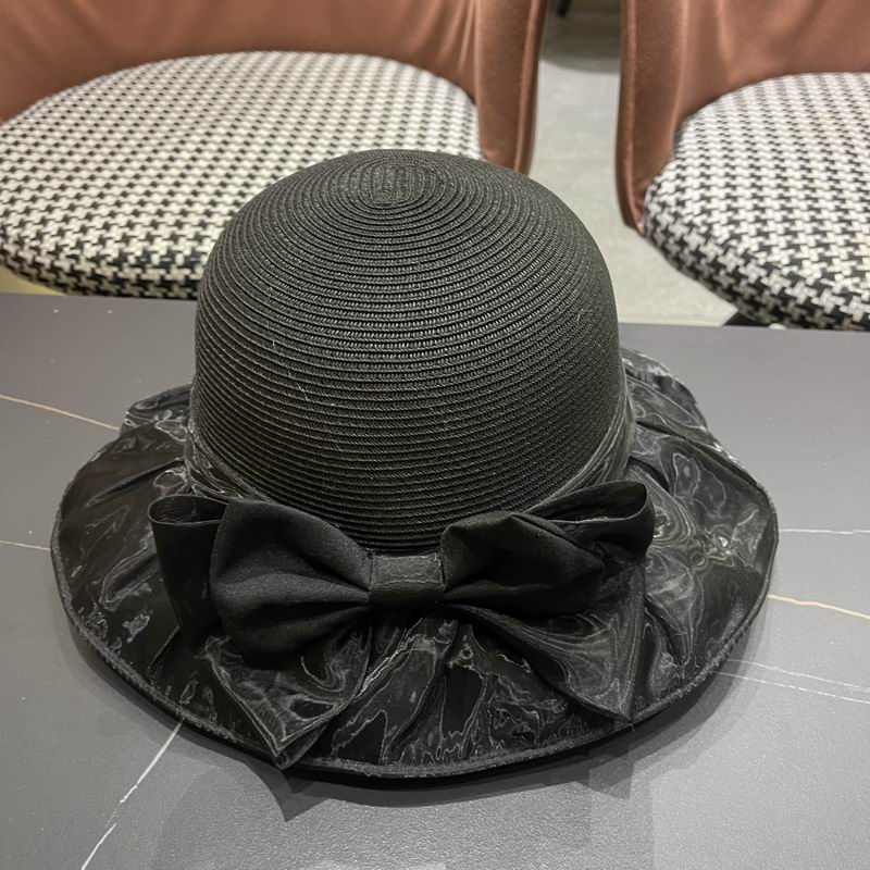 Dior hat (100)