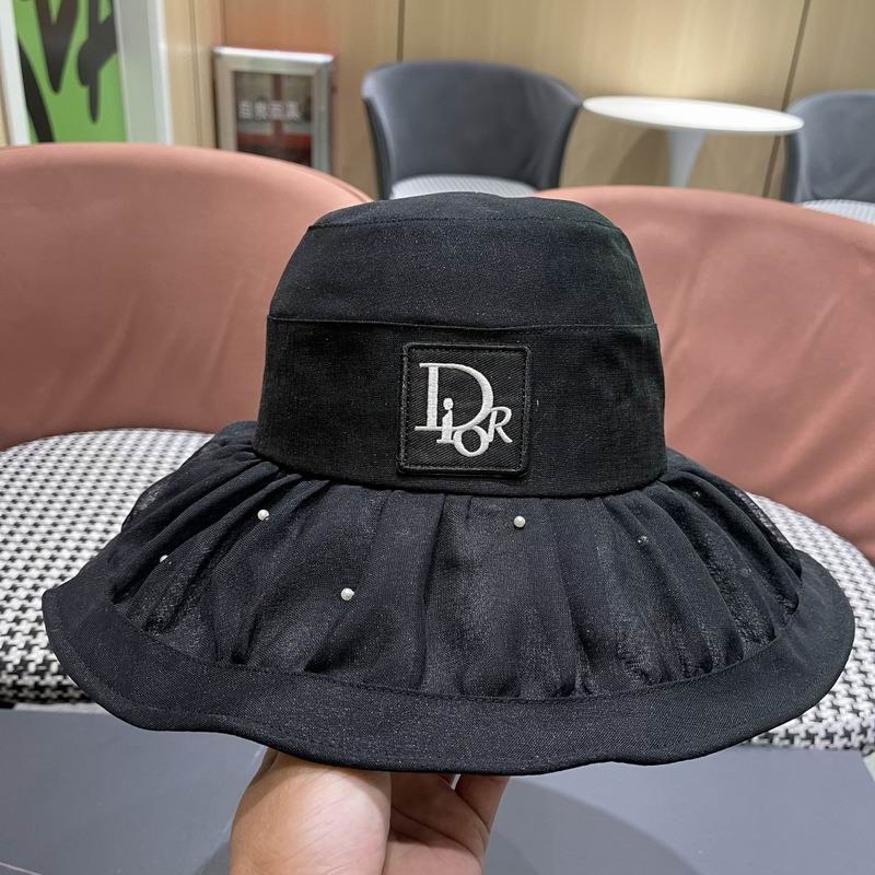 Dior hat (130)