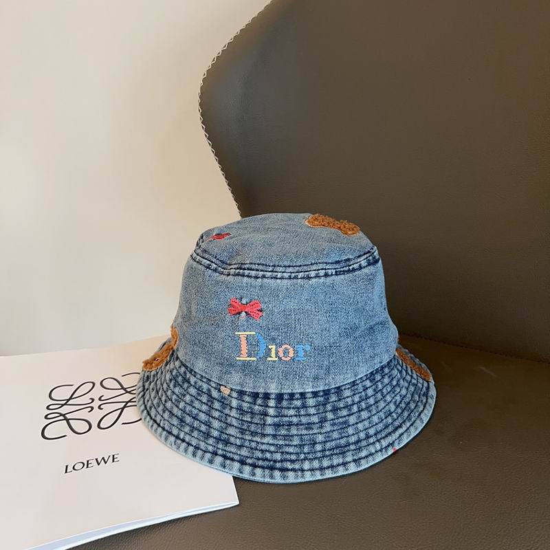 Dior hat (160)