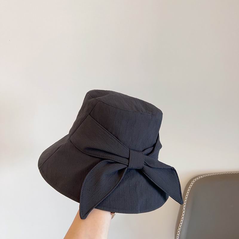 Dior hat (206)
