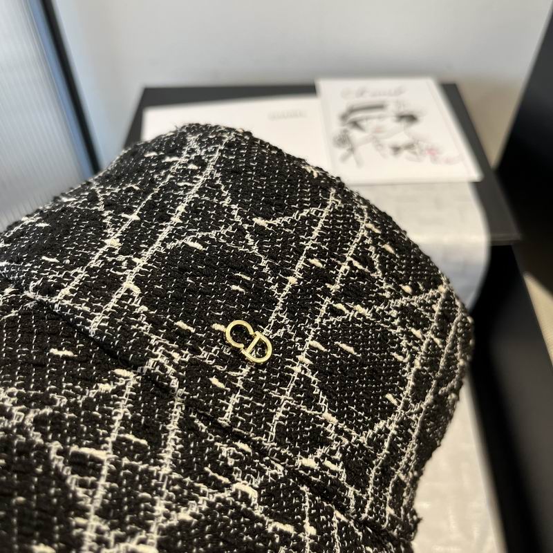 Dior hat dx (40)