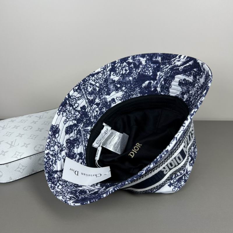 Dior hat dx (69)