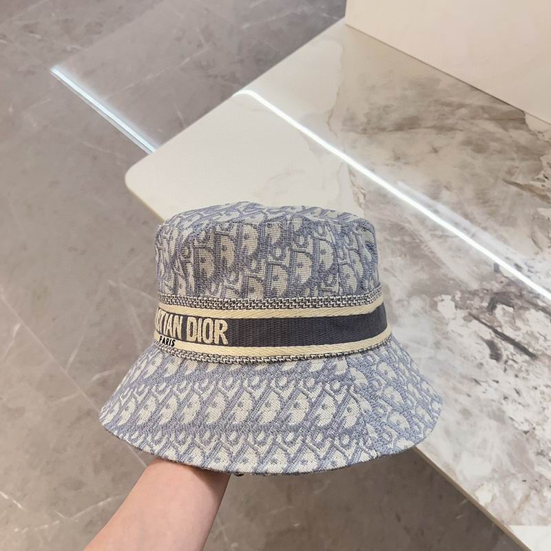 Dior hat dx (70)