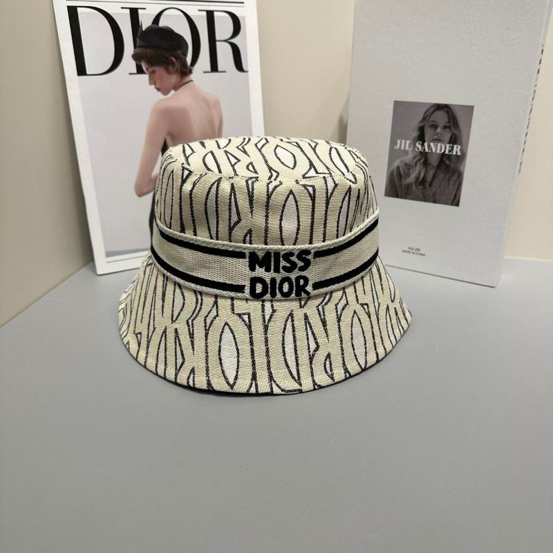 Dior hat hm (7)