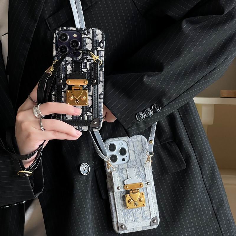 Dior iphone shell (2)