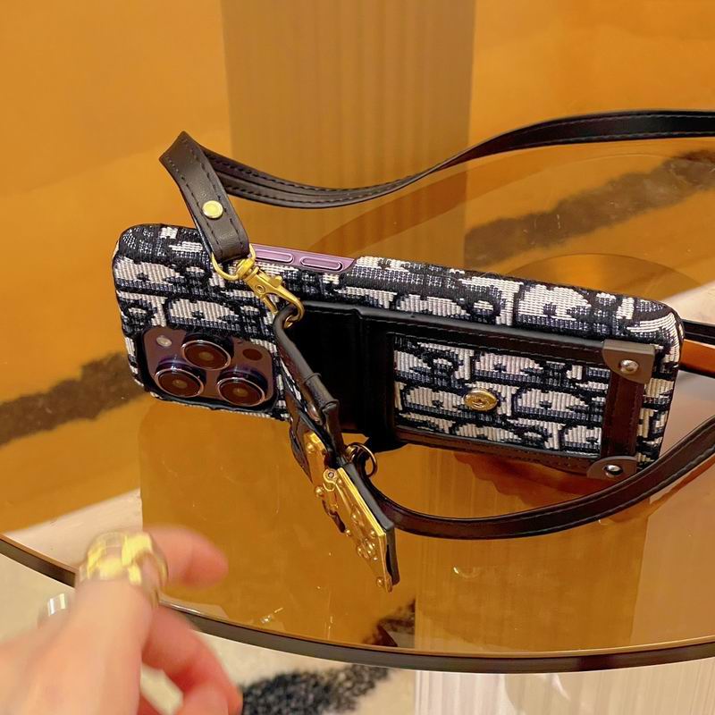 Dior iphone shell (6)