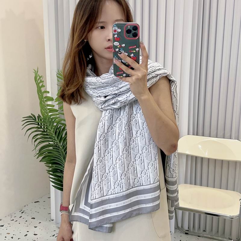 Dior silk scarf 90-180cm E30 (1)