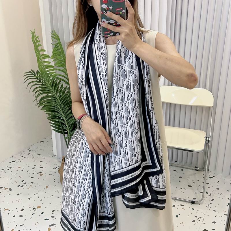 Dior silk scarf 90-180cm E30 (15)