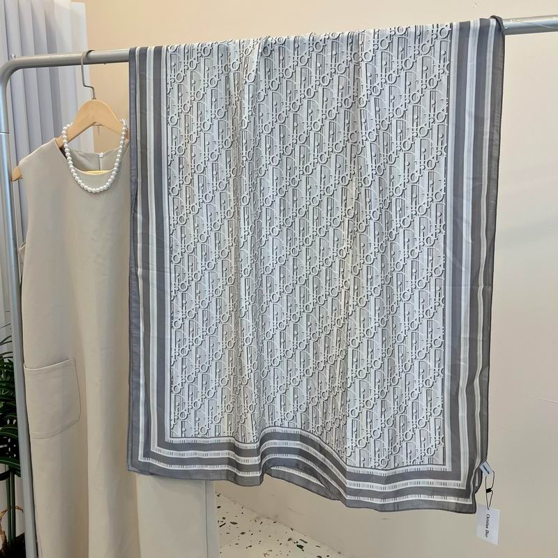 Dior silk scarf 90-180cm E30 (3)