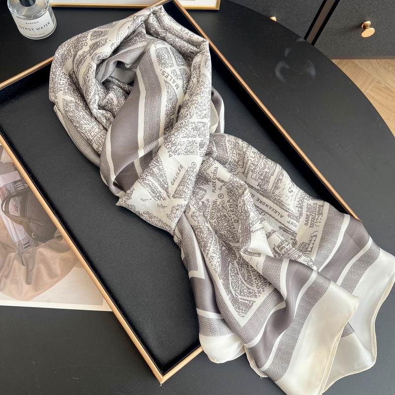 Dior silk scarf 90-180cm E36 (8)