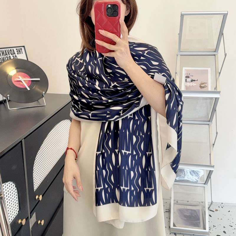 Dior silk scarf 90-180cm E50 (9)