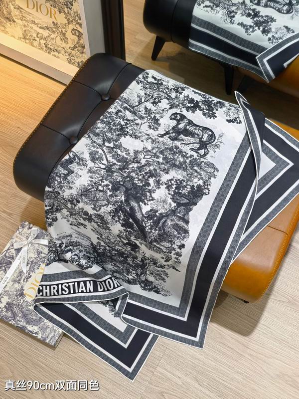 Dior silk scarf 90X90cm E23 (5)