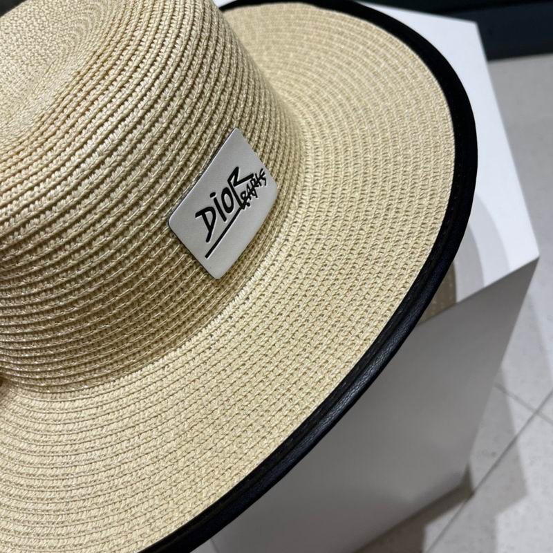 Dior top hat (190)