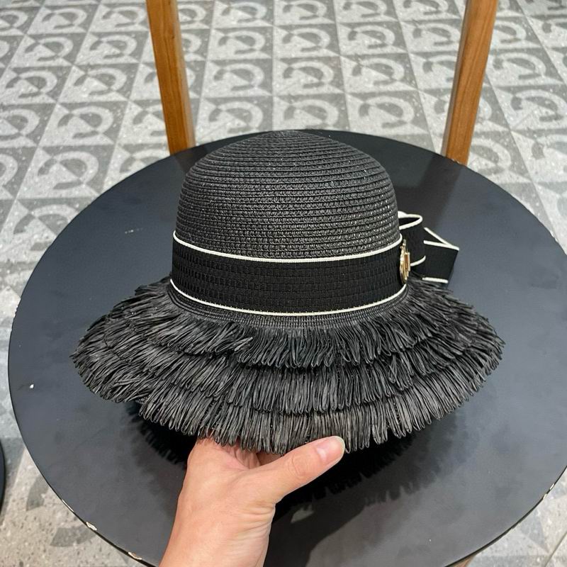 Dior top hat (352)
