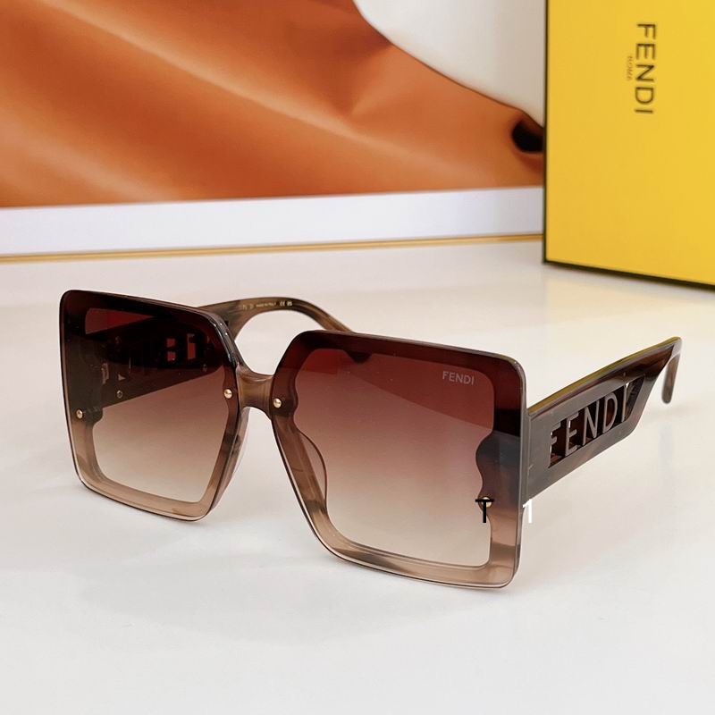 Fendi FE50076F 55 19-145 a04