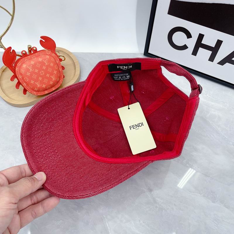 Fendi cap dx (2)