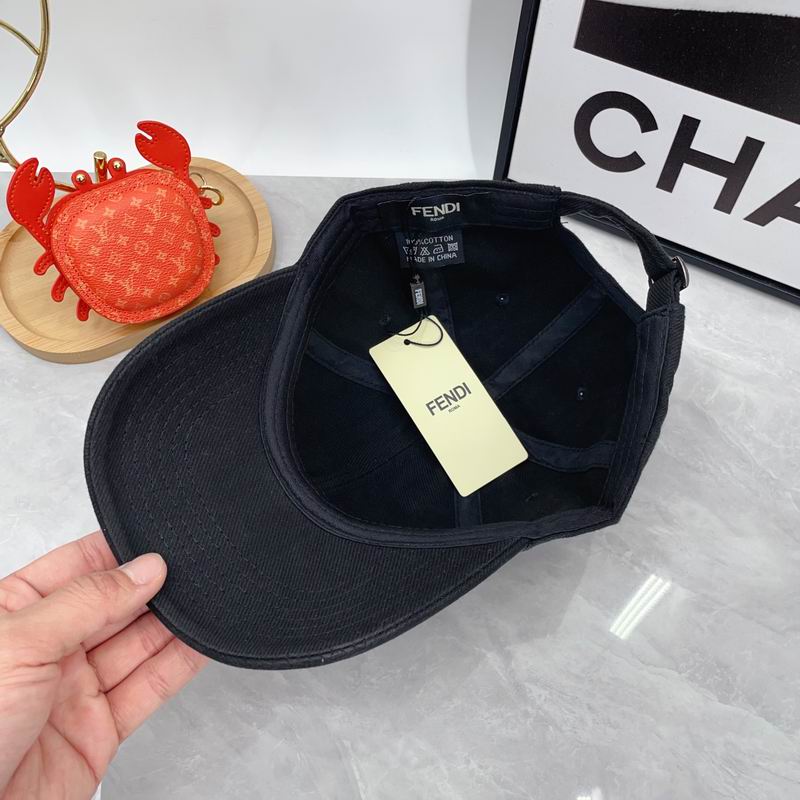 Fendi cap dx (20)