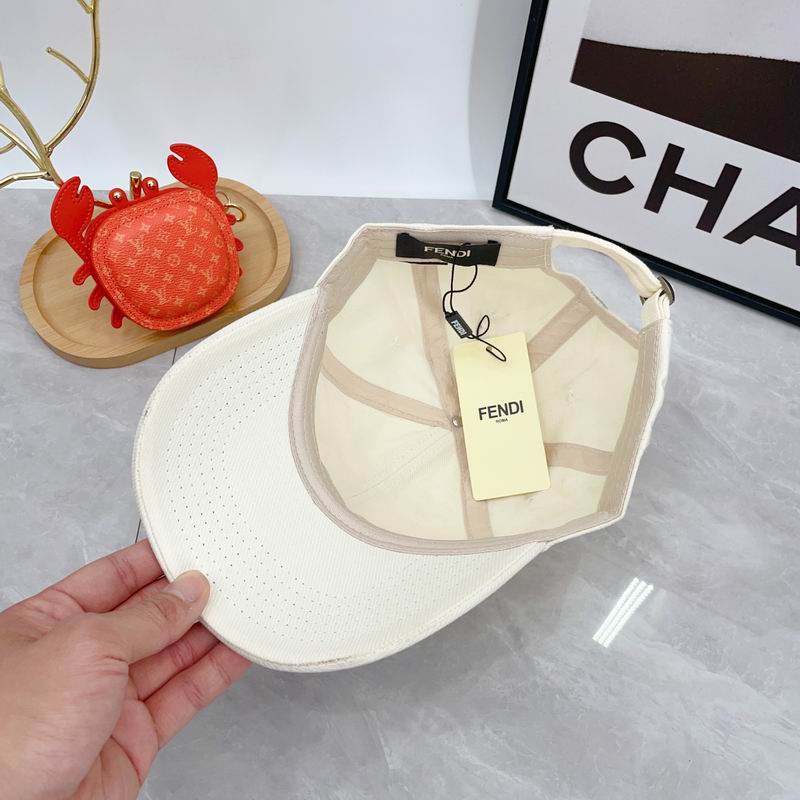 Fendi cap dx (29)