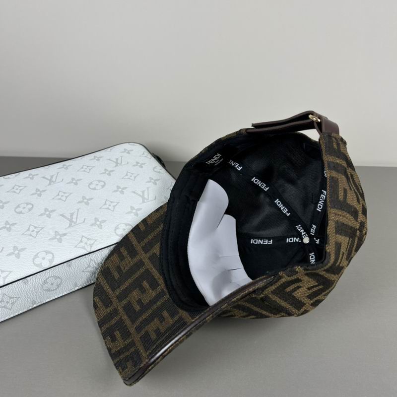 Fendi cap dx (41)