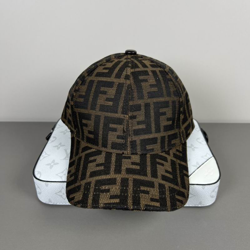 Fendi cap dx (43)