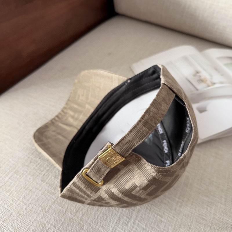 Fendi cap dx (46)