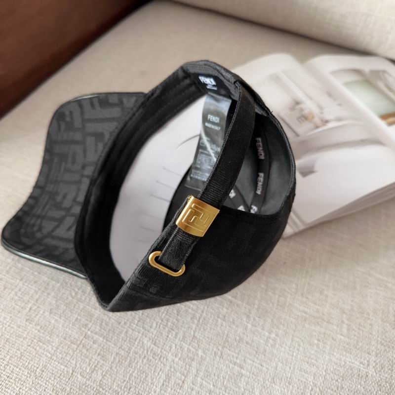Fendi cap dx (56)