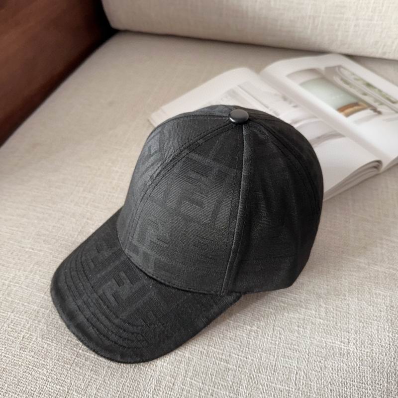 Fendi cap dx (62)