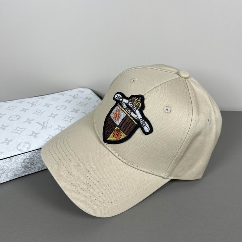 Fendi cap dx (62)