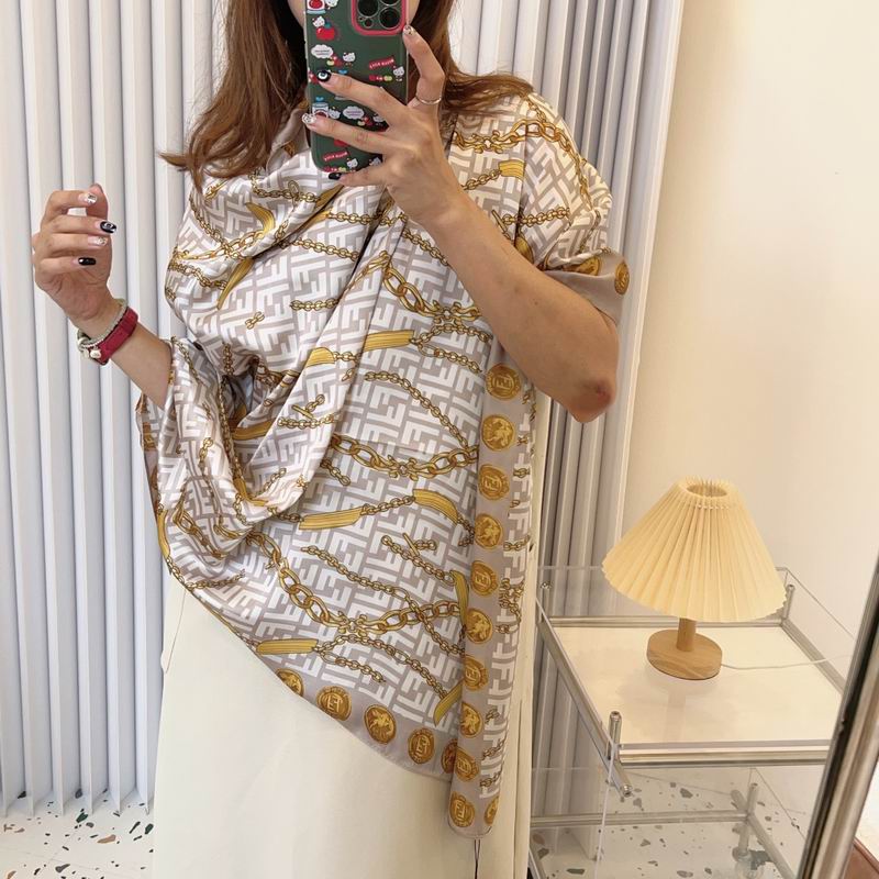 Fendi silk scarf 90-180cm E29 (20)