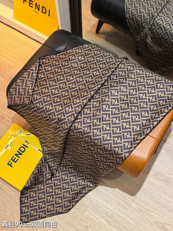 Fendi silk scarf 90X90cm E45 (38)