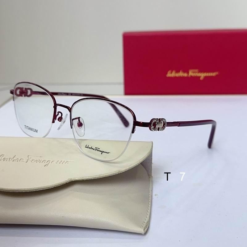 Ferragamo SF2556RA 54 18-140 G05