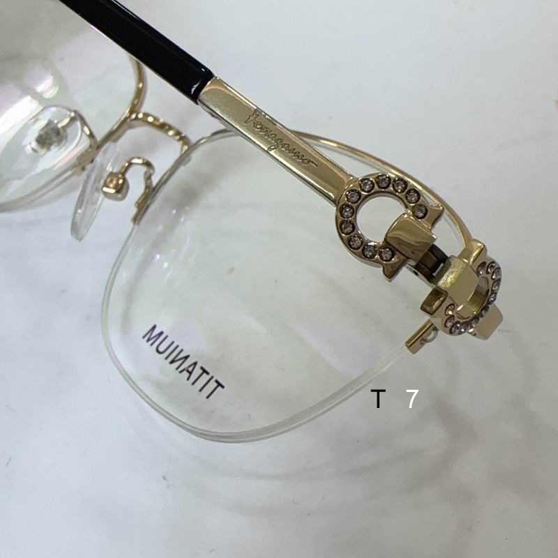 Ferragamo SF2556RA 54 18-140 G07