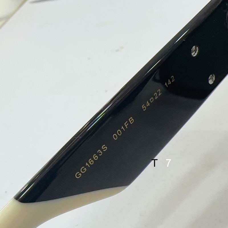 Gucci GG1663S 52 21-145 G17