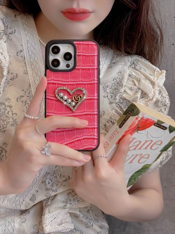 Gucci iphone shell (3)