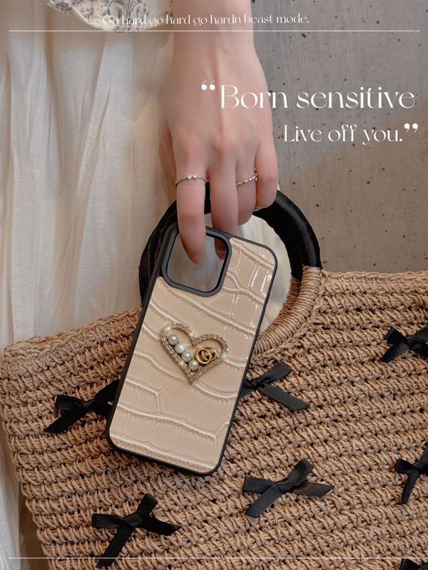 Gucci iphone shell (9)