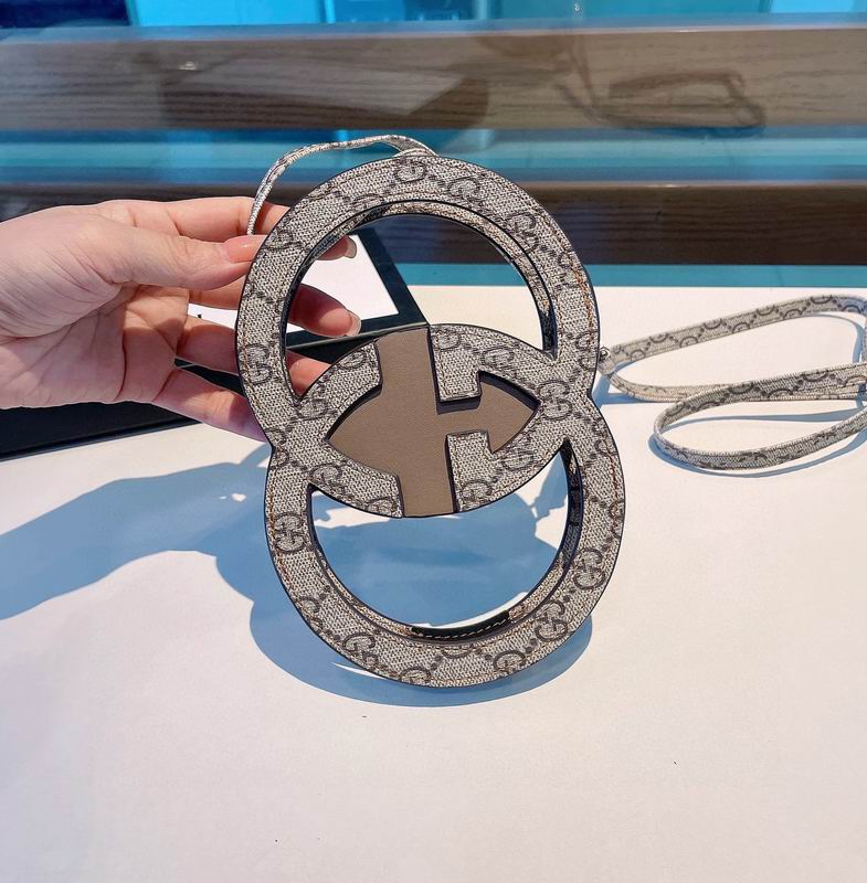 Gucci iphone shell  (9)