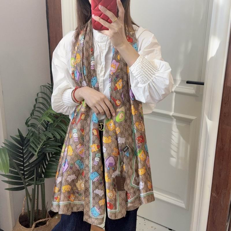 Gucci silk scarf 90-180cm E08 (2)