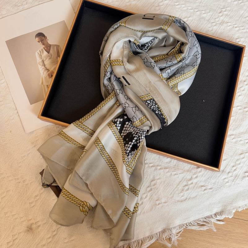 Gucci silk scarf 90-180cm E26 (13)