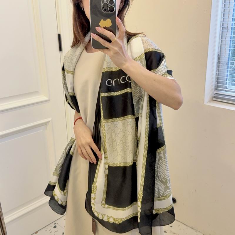 Gucci silk scarf 90-180cm E26 (18)