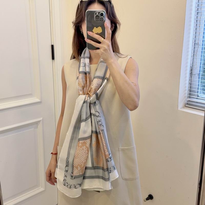 Gucci silk scarf 90-180cm E26 (22)