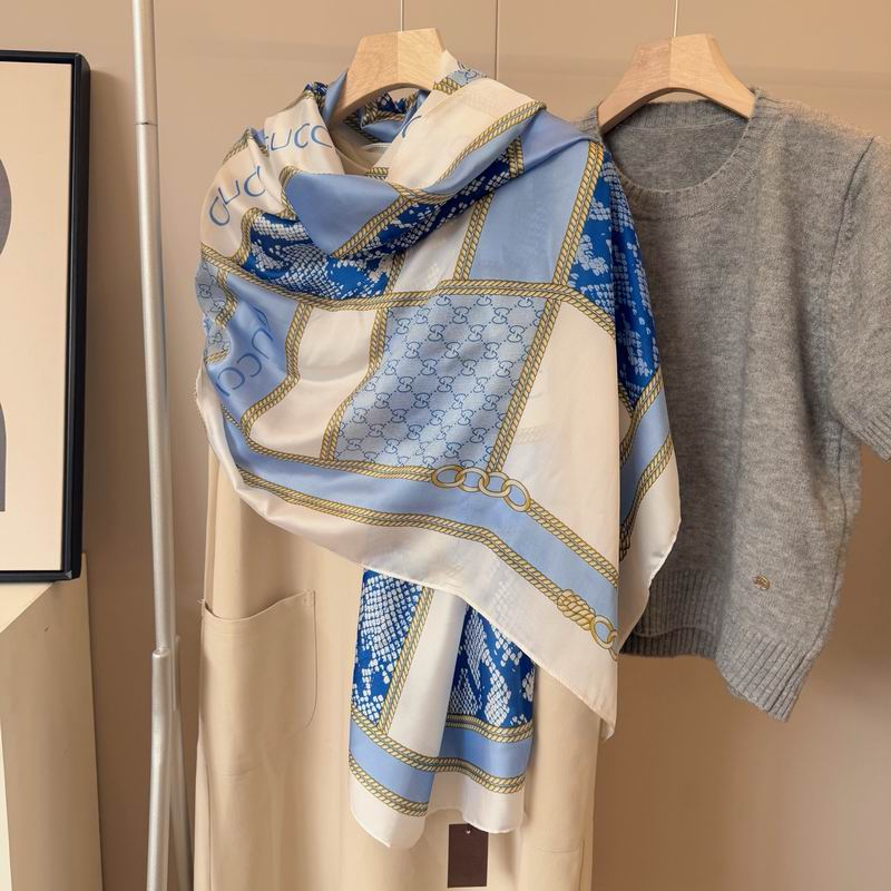 Gucci silk scarf 90-180cm E26 (3)